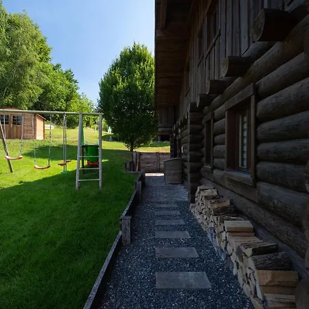 Serenity - Sleeps 9 - Hot Tub Liezey