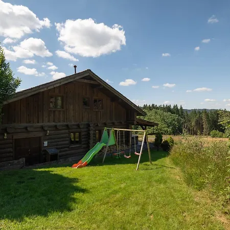 Serenity - Sleeps 9 - Hot Tub *